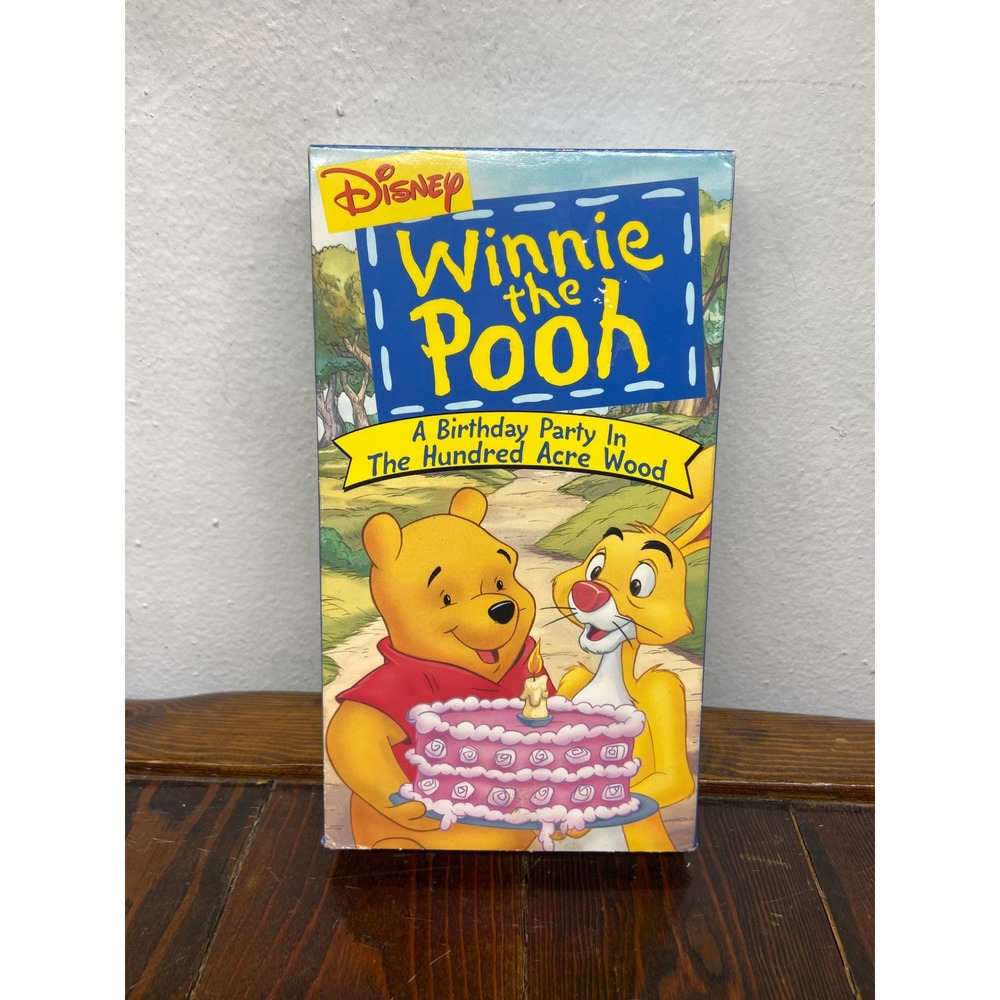 Disney Winnie the Pooh A Birthday Party In The Hundred Acre Wood VHS Vintage 90s